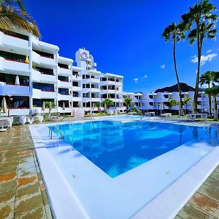 Flor Ocean View דירה