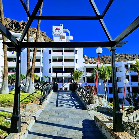 Flor Ocean View פלאיה דל קורה